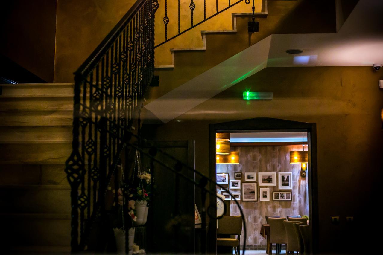 Hotel Moja Carda Temerin Luaran gambar