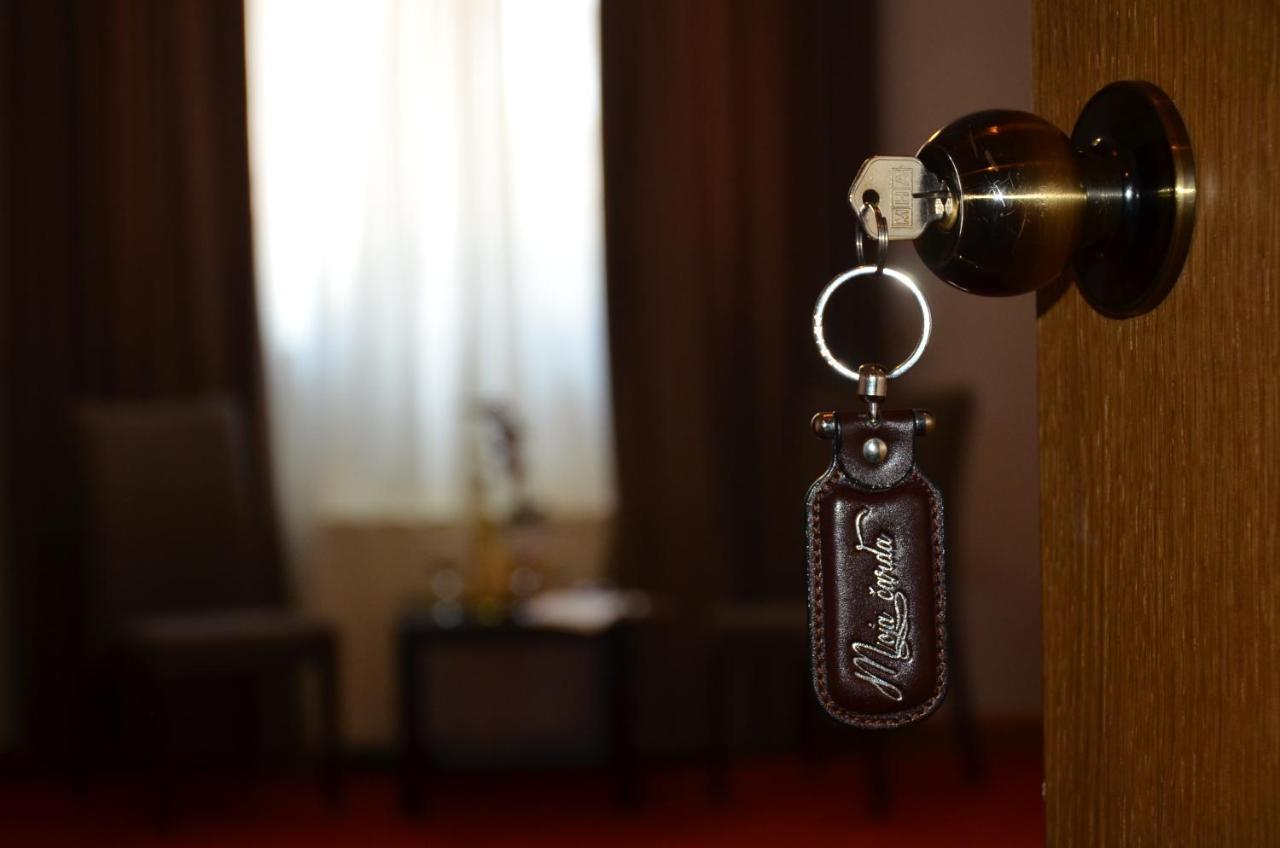 Hotel Moja Carda Temerin Luaran gambar